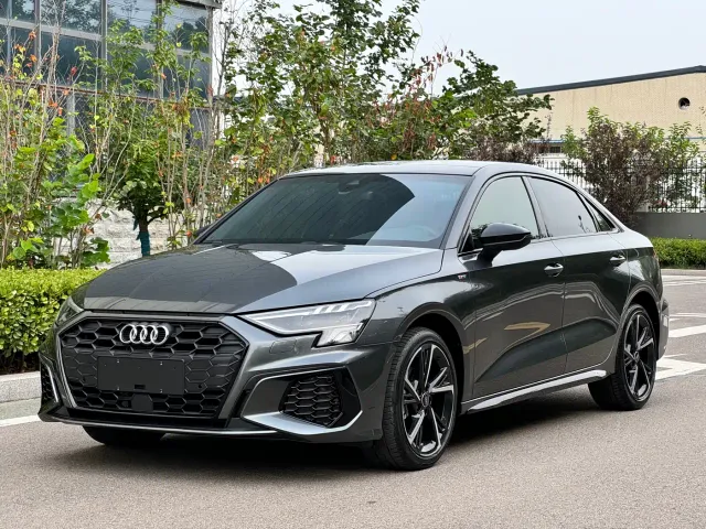 Фотография автомобиля — Audi A3