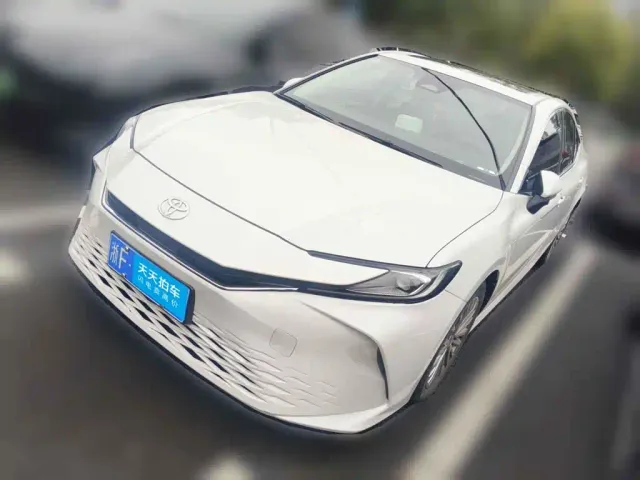 Фотография автомобиля — Toyota Camry