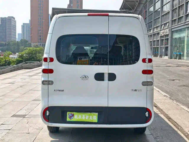 Maxus Dana V1 — Фото автомобиля 8