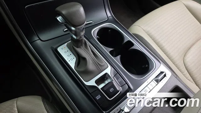 Kia Carnival 4th Gen — Фото автомобиля 9