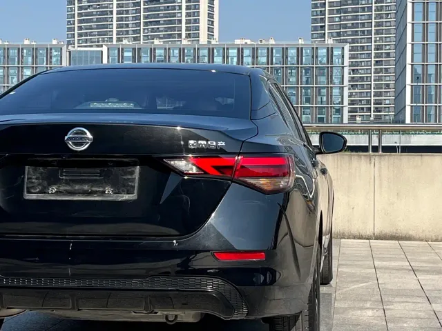 Nissan Sylphy — Фото автомобиля 6