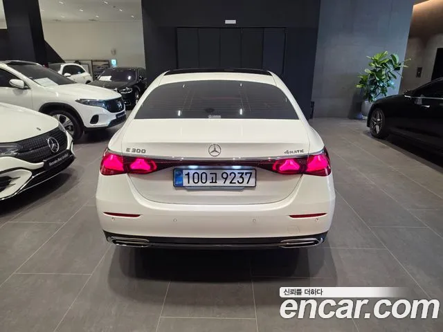 Mercedes-Benz E-Class W214 — Фото автомобиля 4