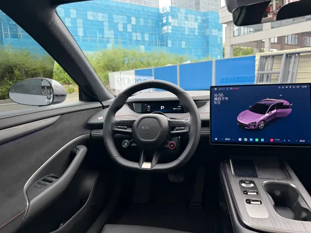 Xiaomi SU7 — Фото автомобиля 7