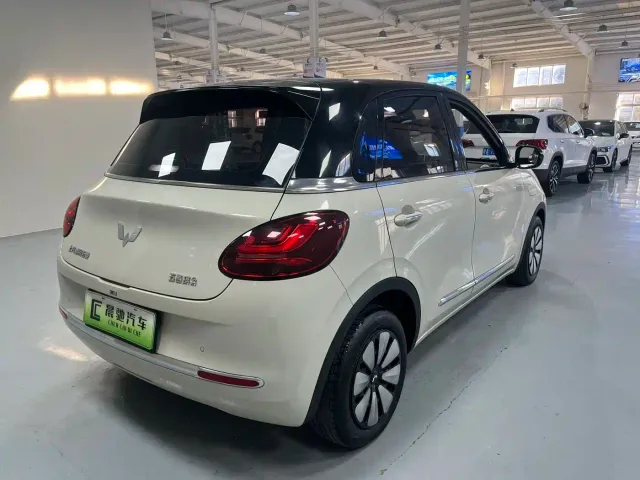 Wuling Bingo — Фото автомобиля 4