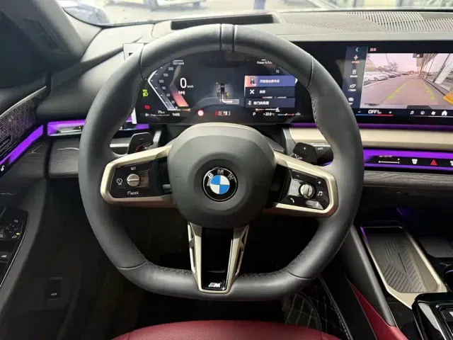 BMW 5 Series — Фото автомобиля 15