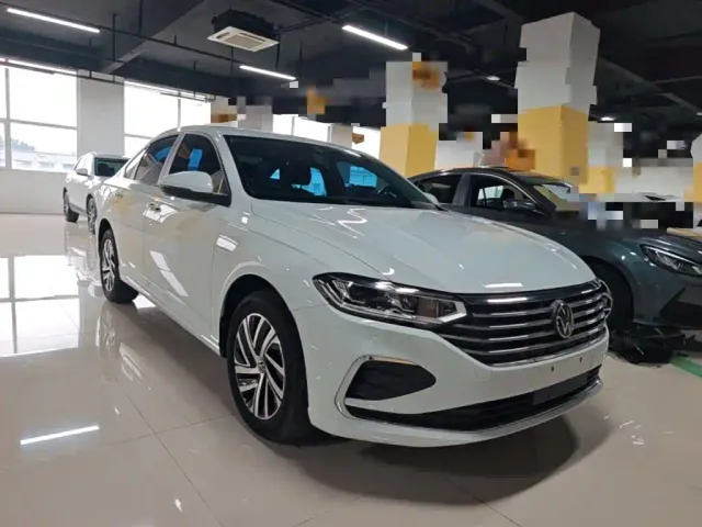 Volkswagen Lavida — Фото автомобиля 3