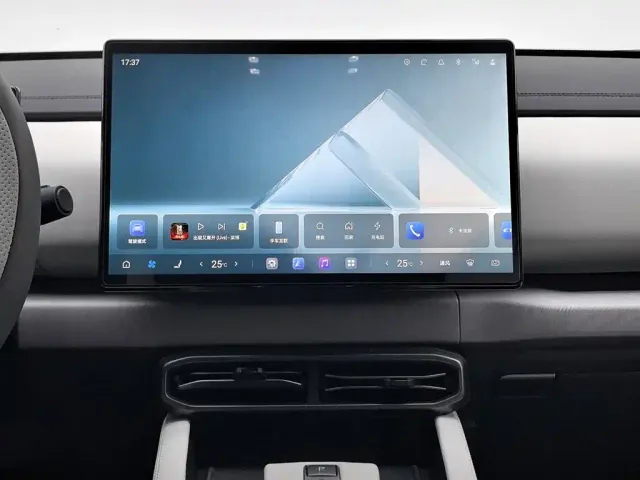 BYD FangChengBao Titanium 3 — Фото автомобиля 12