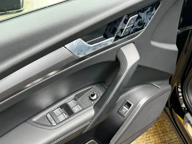 Audi Q5L — Фото автомобиля 16
