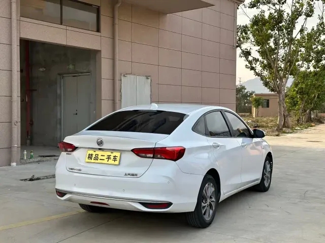 Buick Verano — Фото автомобиля 7