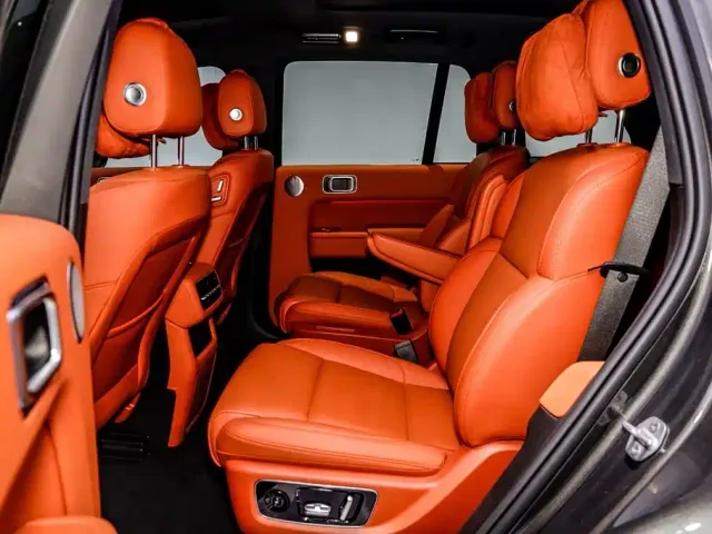 Li Auto L8 — Фото автомобиля 13