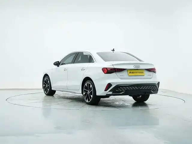 Audi A3 — Фото автомобиля 5