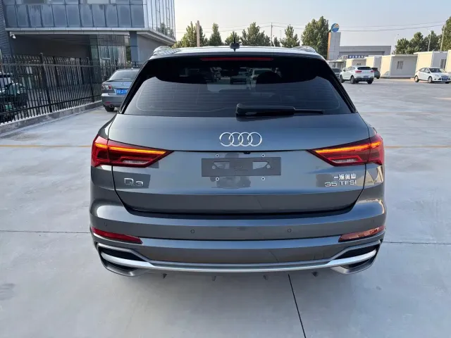 Audi Q3 — Фото автомобиля 4