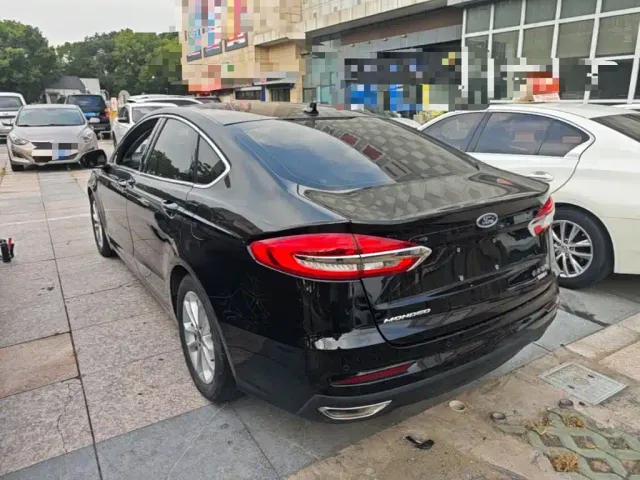 Ford Mondeo — Фото автомобиля 4