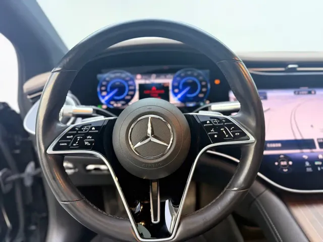 Mercedes-Benz EQS — Фото автомобиля 17