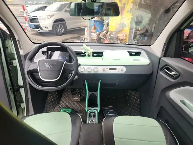 Wuling Hongguang Mini EV — Фото автомобиля 9