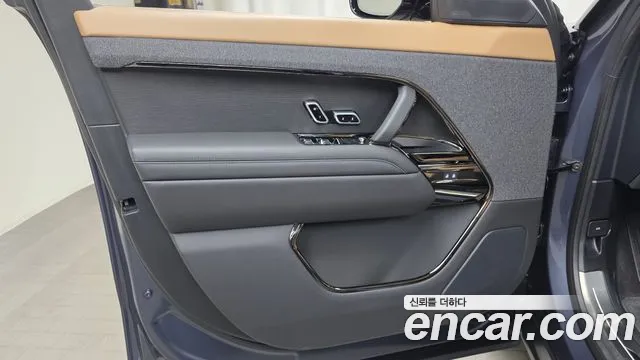 Land Rover Range Rover Sport — Фото автомобиля 19