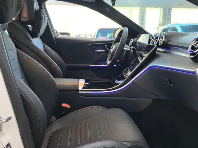 Mercedes-Benz C-Class — Фото автомобиля 4
