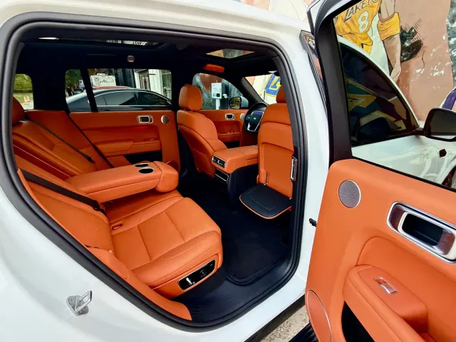 Li Auto L7 — Фото автомобиля 9