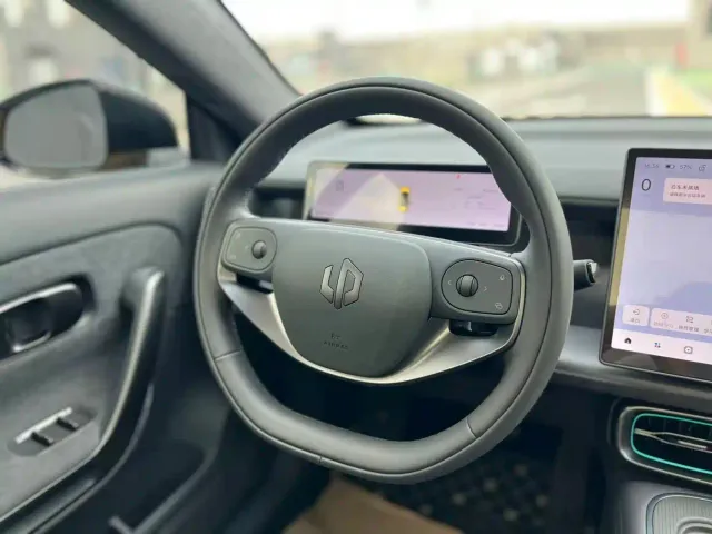 Leapmotor Lafa 5 — Фото автомобиля 18