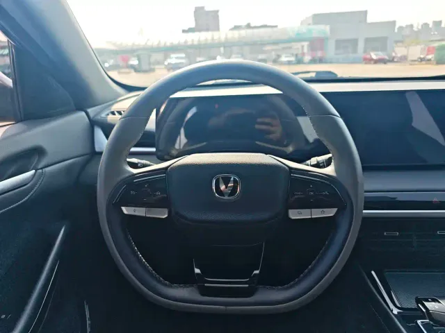 Changan Raeton Plus — Фото автомобиля 14