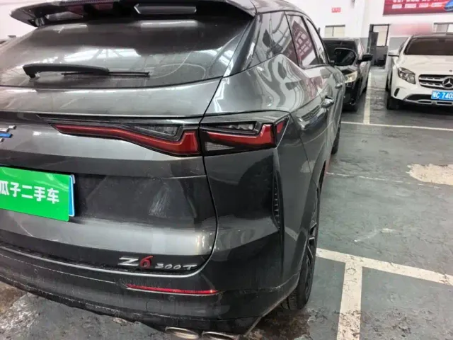 Changan Z6 — Фото автомобиля 7