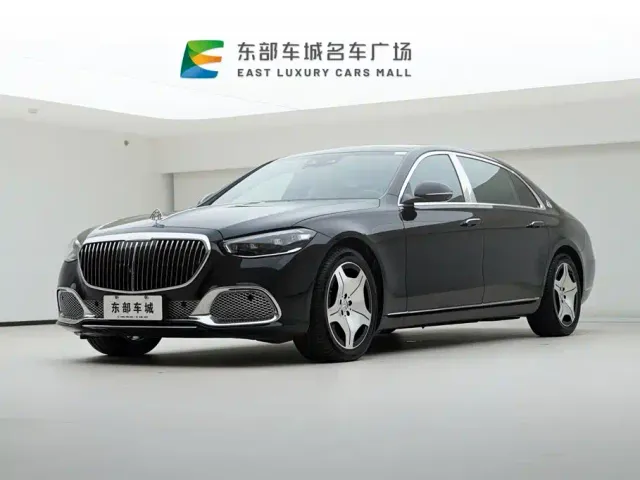 Фотография автомобиля — Mercedes-Benz Maybach S-Class