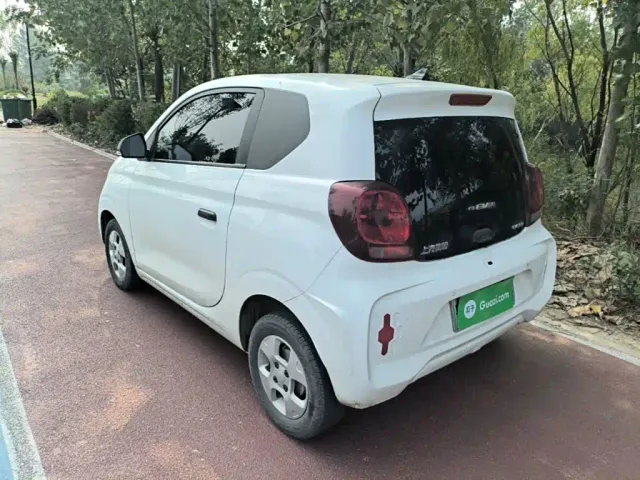 Roewe Clever — Фото автомобиля 4
