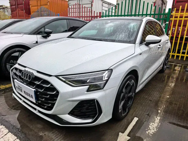 Фотография автомобиля — Audi A3