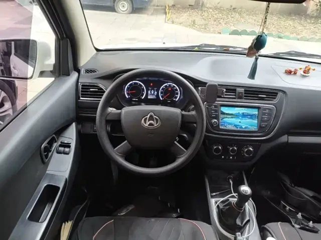 Changan Ono S — Фото автомобиля 10