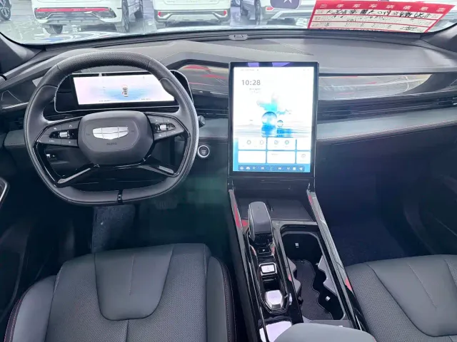 Geely Boyue — Фото автомобиля 14