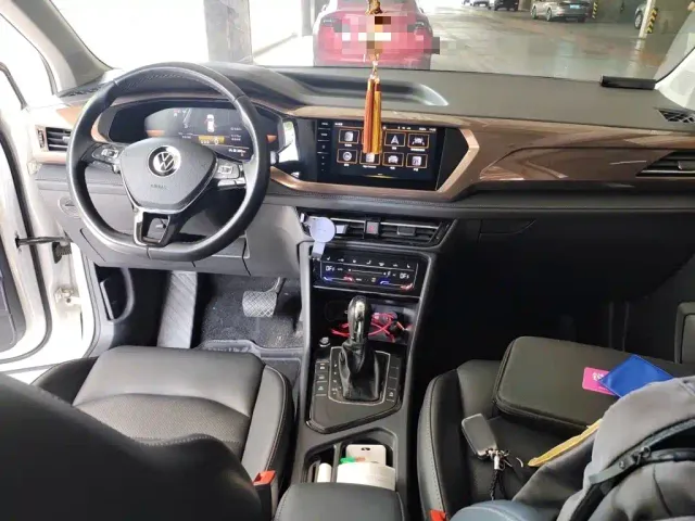 Volkswagen Tharu — Фото автомобиля 12