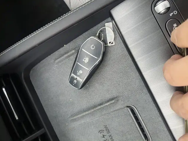 BYD Seal 06 DM-i Touring — Фото автомобиля 8