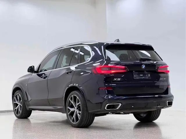BMW X5 — Фото автомобиля 29