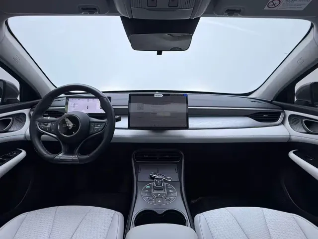 BYD Seal 05 DM-i — Фото автомобиля 12