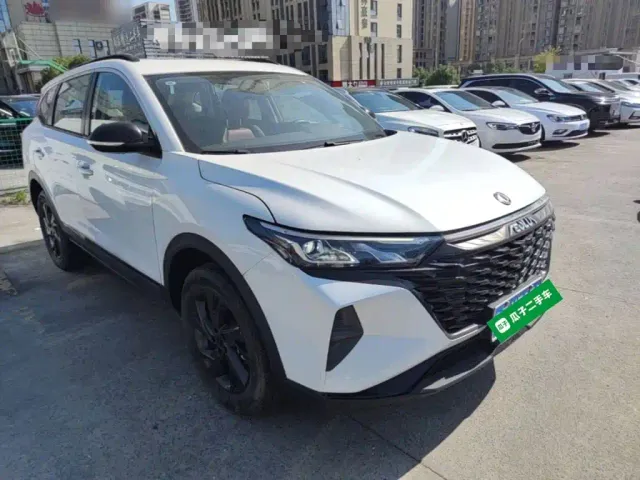 Dongfeng Fengshen AX7 — Фото автомобиля 3