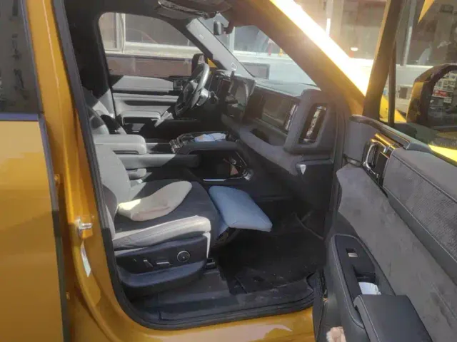 BYD FangChengBao Leopard 5 — Фото автомобиля 8