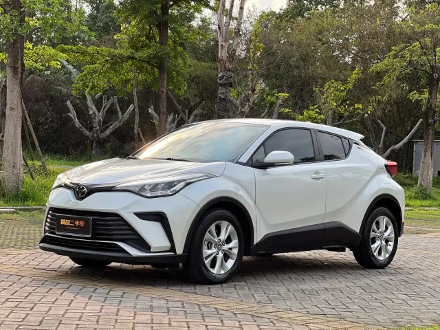 Фотография автомобиля — Toyota IZOA