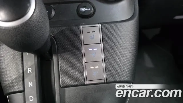 Hyundai Casper Casper Essential Light — Фото автомобиля 16
