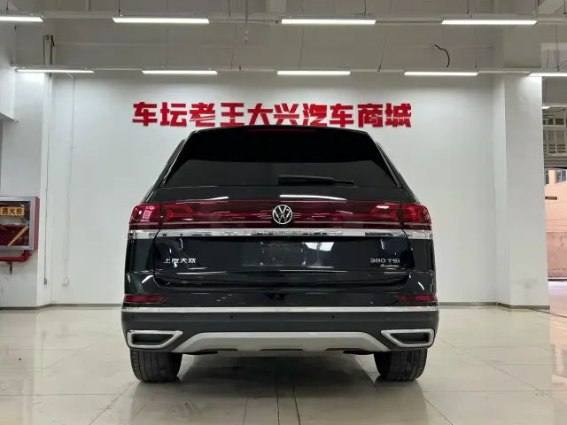 Volkswagen Teramont — Фото автомобиля 11