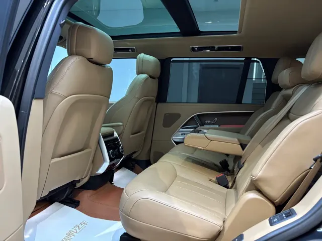 Land Rover Range Rover — Фото автомобиля 12