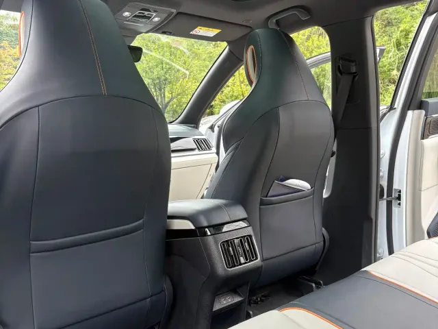 BYD Song PLUS — Фото автомобиля 14