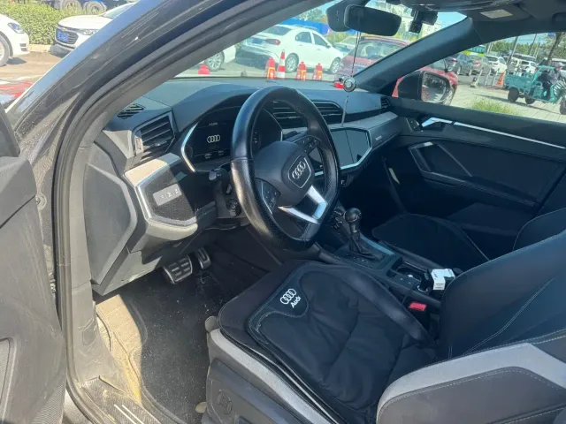 Audi Q3 — Фото автомобиля 7