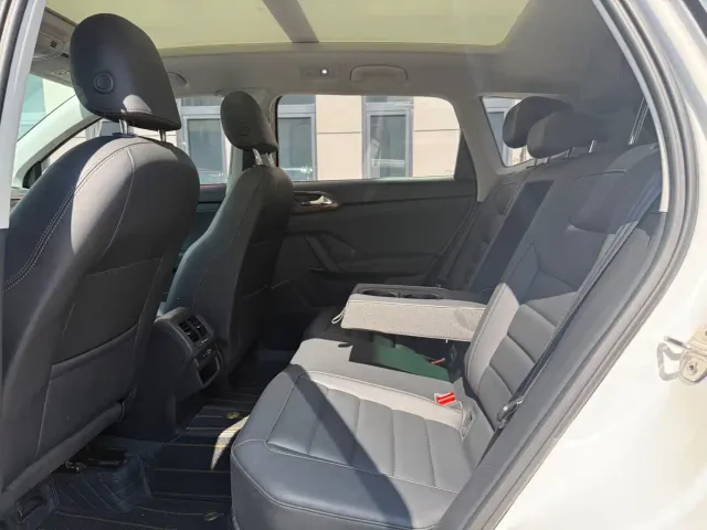 Volkswagen Tharu — Фото автомобиля 8