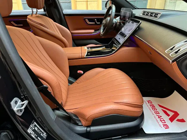 Mercedes-Benz S-Class — Фото автомобиля 12