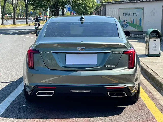 Cadillac CT5 — Фото автомобиля 9