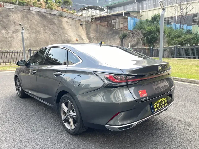 Changan Raeton Plus — Фото автомобиля 10