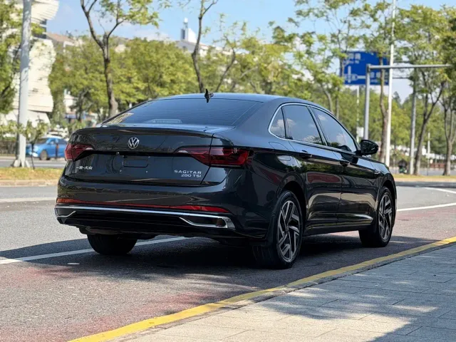 Volkswagen Sagitar — Фото автомобиля 4