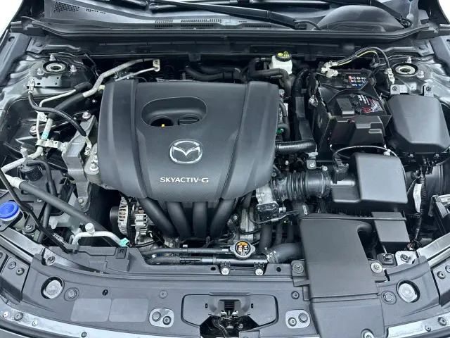 Mazda Axela — Фото автомобиля 21