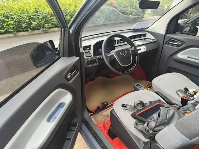Wuling Hongguang Mini EV — Фото автомобиля 15