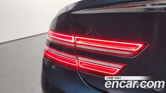 Genesis G80 Бензин 2.5 турбо AWD — Фото автомобиля 18